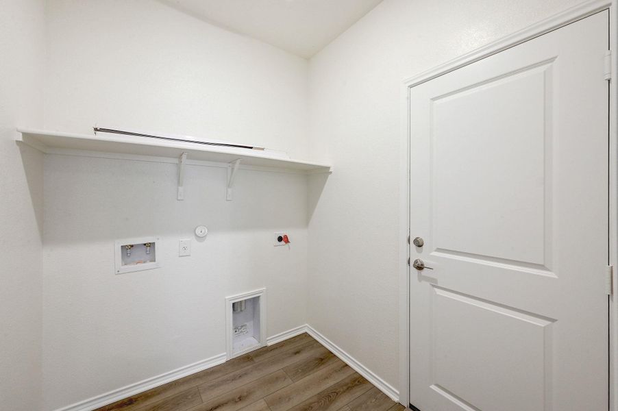 Spacious, unfurnished interior of a new home in Salerno - Heritage Collection, Round Rock (Image 15). Spacious, unfurnished interior of a new home in Salerno - Heritage Collection, Round Rock (Image 15).