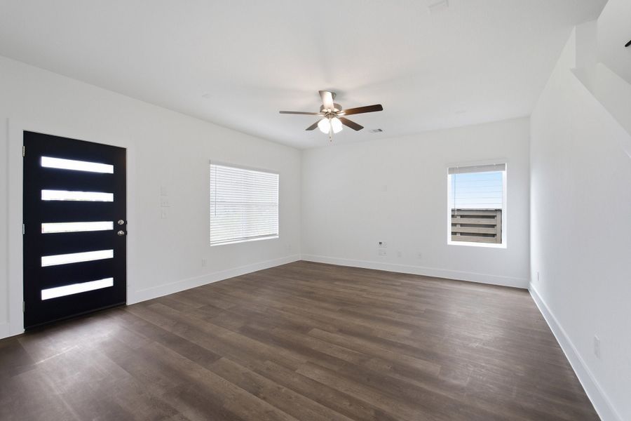 Spacious, unfurnished interior of a new home in Austin Point, Richmond (Image 23).