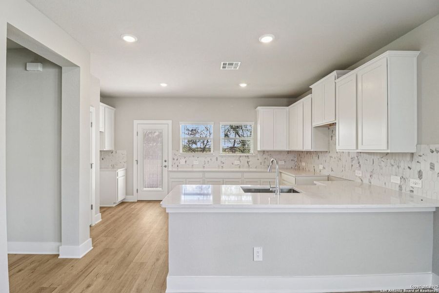 Furnished interior view inside a new home in Carmel Ranch, Schertz (Image 9). Furnished interior view inside a new home in Carmel Ranch, Schertz (Image 9).