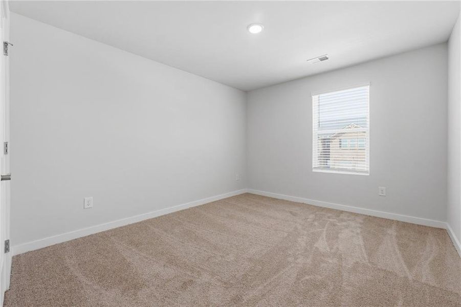 Spacious, unfurnished interior of a new home in Creekbend Overlook, South Fulton (Image 13). Spacious, unfurnished interior of a new home in Creekbend Overlook, South Fulton (Image 13).