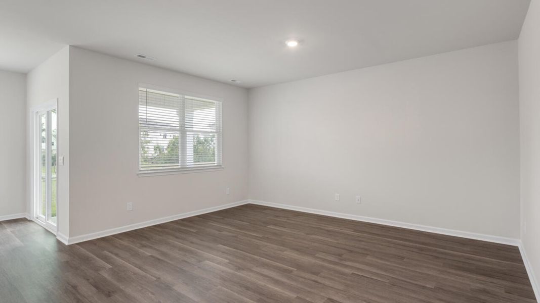 Spacious, unfurnished interior of a new home in Merchant Point, Jacksonville (Image 14). Spacious, unfurnished interior of a new home in Merchant Point, Jacksonville (Image 14).