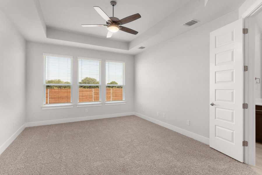 Spacious, unfurnished interior of a new home in Broken Oak, Georgetown (Image 13). Spacious, unfurnished interior of a new home in Broken Oak, Georgetown (Image 13).