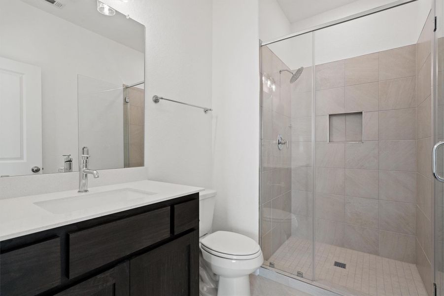 Furnished interior view inside a new home in , Georgetown (Image 34).