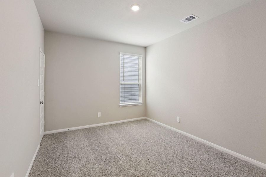 Spacious, unfurnished interior of a new home in Kemah Crossing - Luxe Series, Kemah (Image 20). Spacious, unfurnished interior of a new home in Kemah Crossing - Luxe Series, Kemah (Image 20).