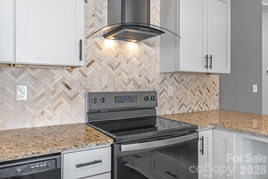 Image 34 of a home in .