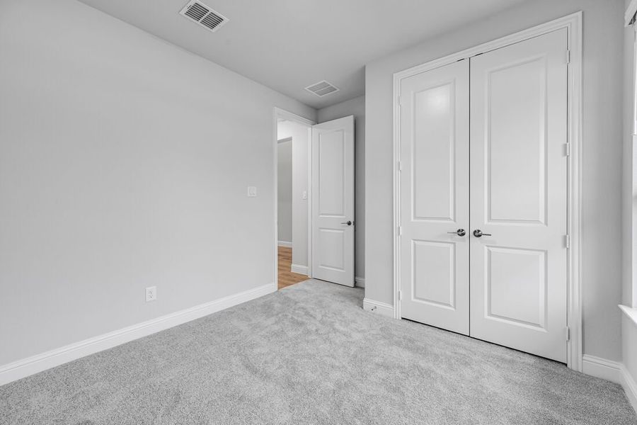 Spacious, unfurnished interior of a new home in Cross Creek Meadows 55s, Celina (Image 23).