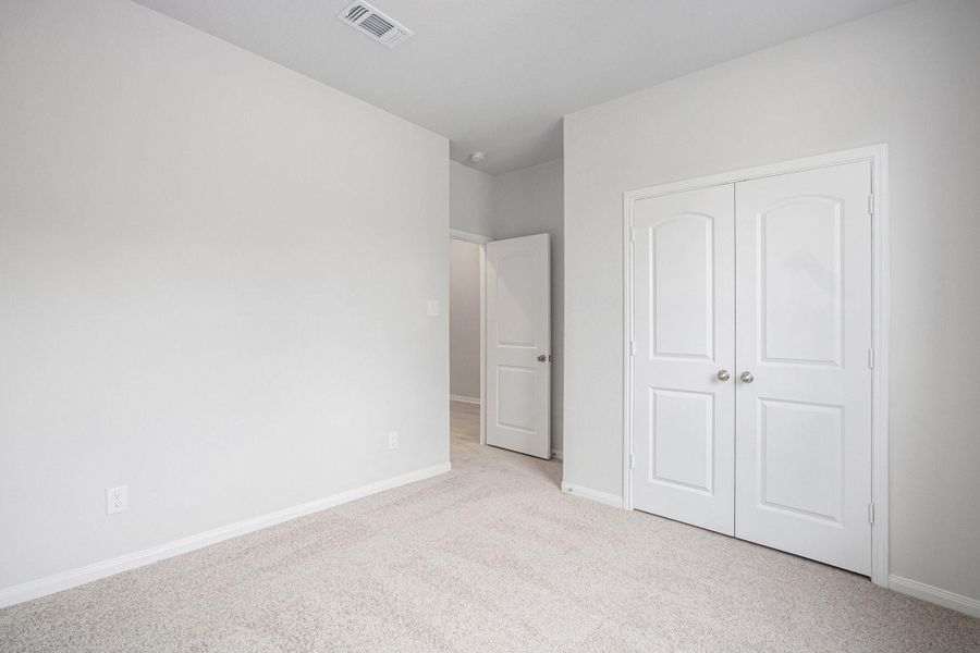 Spacious, unfurnished interior of a new home in , Bay City (Image 19). Spacious, unfurnished interior of a new home in , Bay City (Image 19).