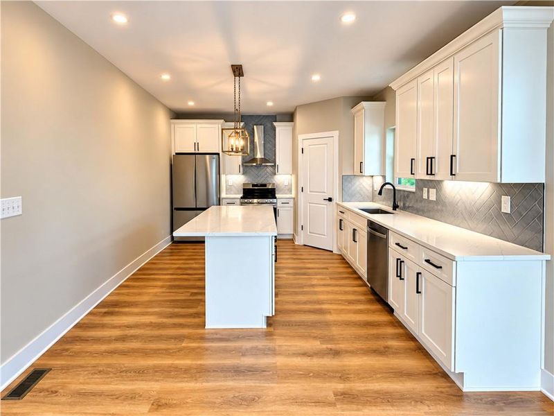 Furnished interior view inside a new home in , Macon (Image 4).