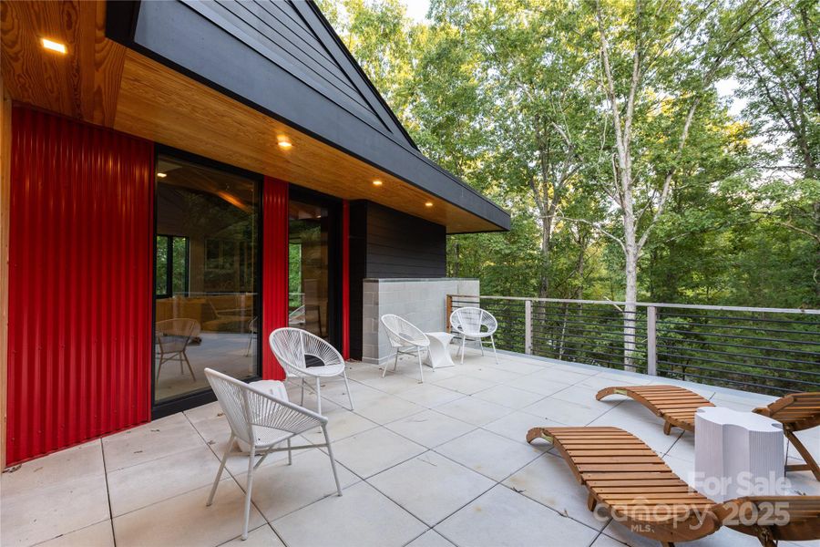 Image 22 of a home in .