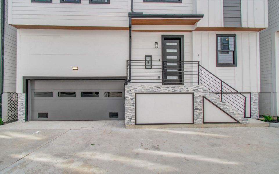 Exterior details and patio area of a home in , Houston (Image 26).
