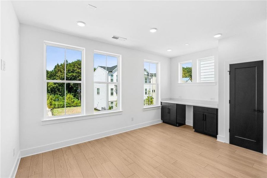 Spacious, unfurnished interior of a new home in Celesta, Scottdale (Image 18). Spacious, unfurnished interior of a new home in Celesta, Scottdale (Image 18).