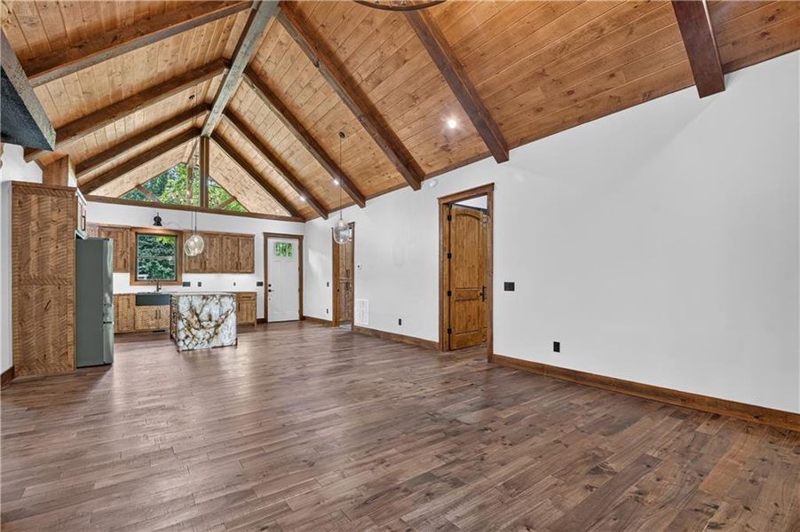 Spacious, unfurnished interior of a new home in , Ellijay (Image 20).