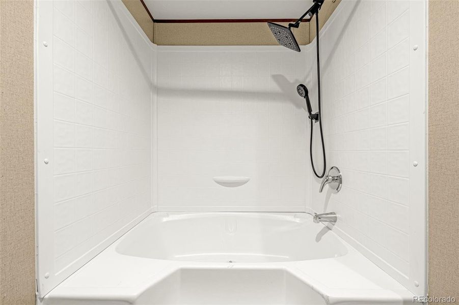 Image 19 of a home in .