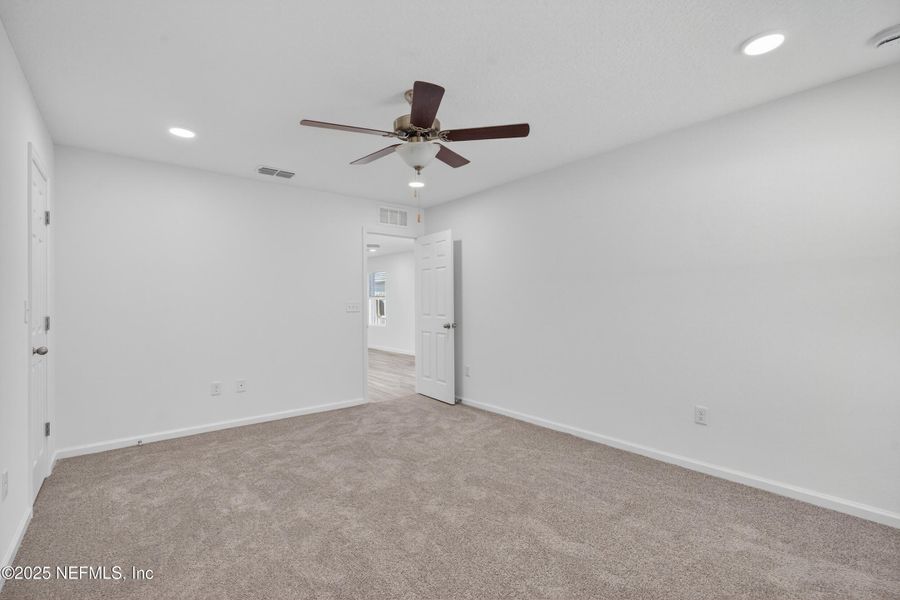 Spacious, unfurnished interior of a new home in , Jacksonville (Image 26). Spacious, unfurnished interior of a new home in , Jacksonville (Image 26).