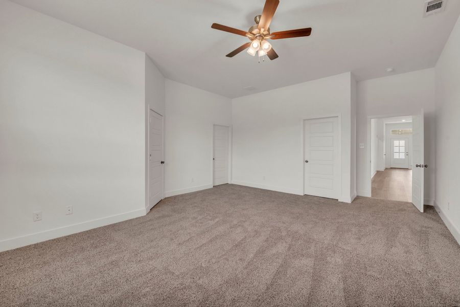 Spacious, unfurnished interior of a new home in Liberty Oaks, Waco (Image 24). Spacious, unfurnished interior of a new home in Liberty Oaks, Waco (Image 24).