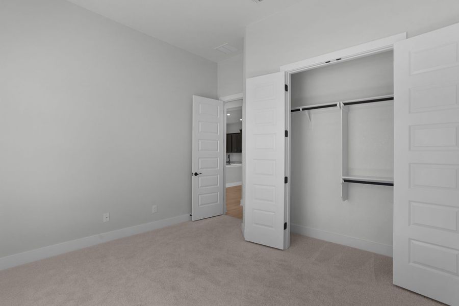 Spacious, unfurnished interior of a new home in Broken Oak, Georgetown (Image 83).