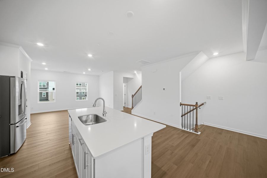 16_SUN_Stoneriver_Pic_Colton_Kitchen_7of