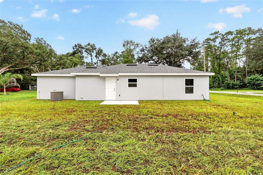 Exterior details and patio area of a home in , Ocala (Image 21). Exterior details and patio area of a home in , Ocala (Image 21).