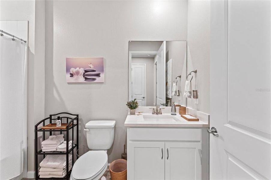 Furnished interior view inside a new home in , Venice (Image 36).