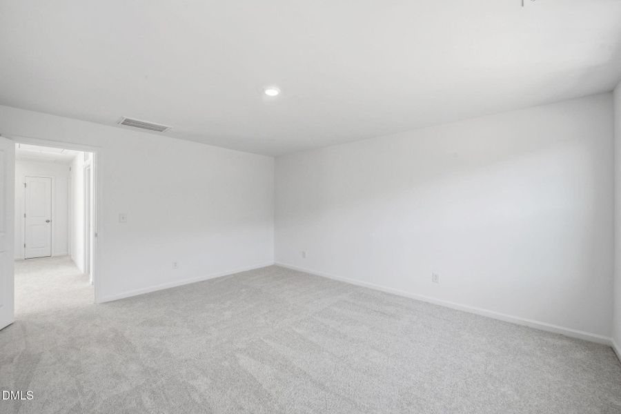SUN_StellaView_Pic_Coleman_QMI_137_Loft_