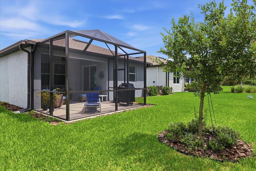 Exterior details and patio area of a home in , Parrish (Image 24).