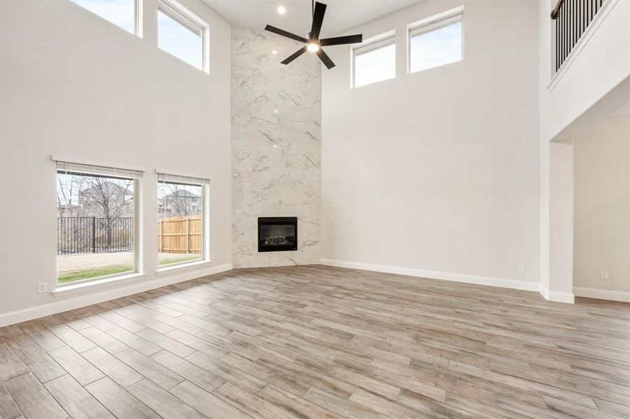 Spacious, unfurnished interior of a new home in Sonoma Verde, McLendon-Chisholm (Image 21).