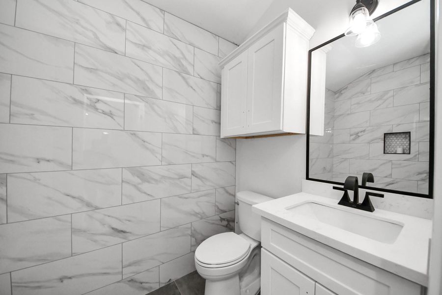 Furnished interior view inside a new home in , Houston (Image 15).