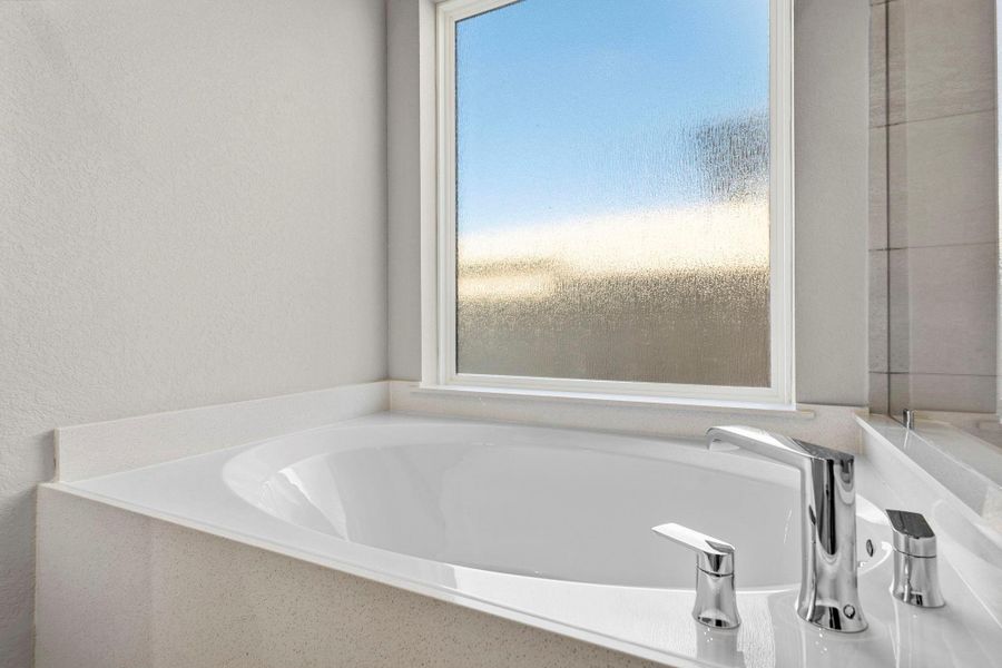 Close-up of interior finishes inside a home in Barton Creek Ranch, Conroe (Image 10).