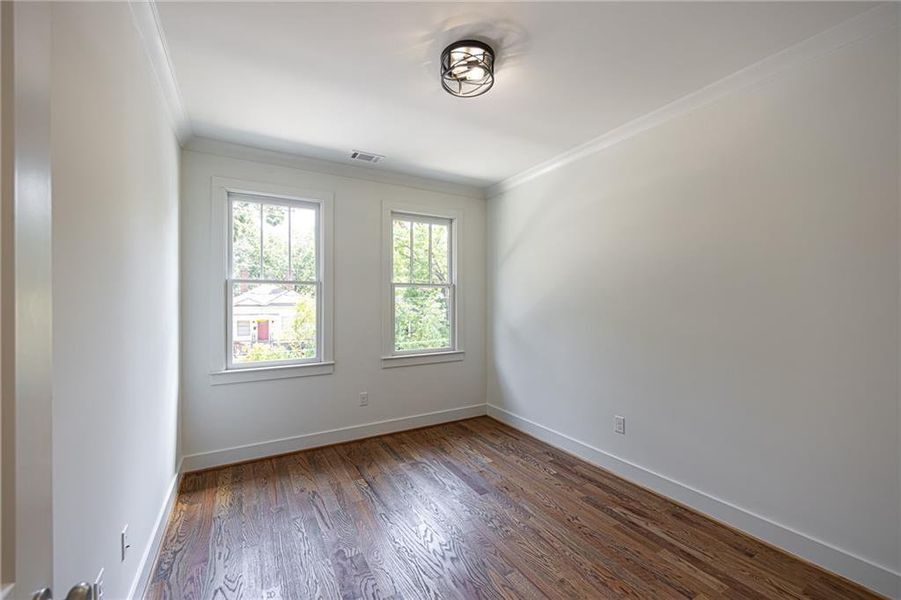 Spacious, unfurnished interior of a new home in , Atlanta (Image 25).