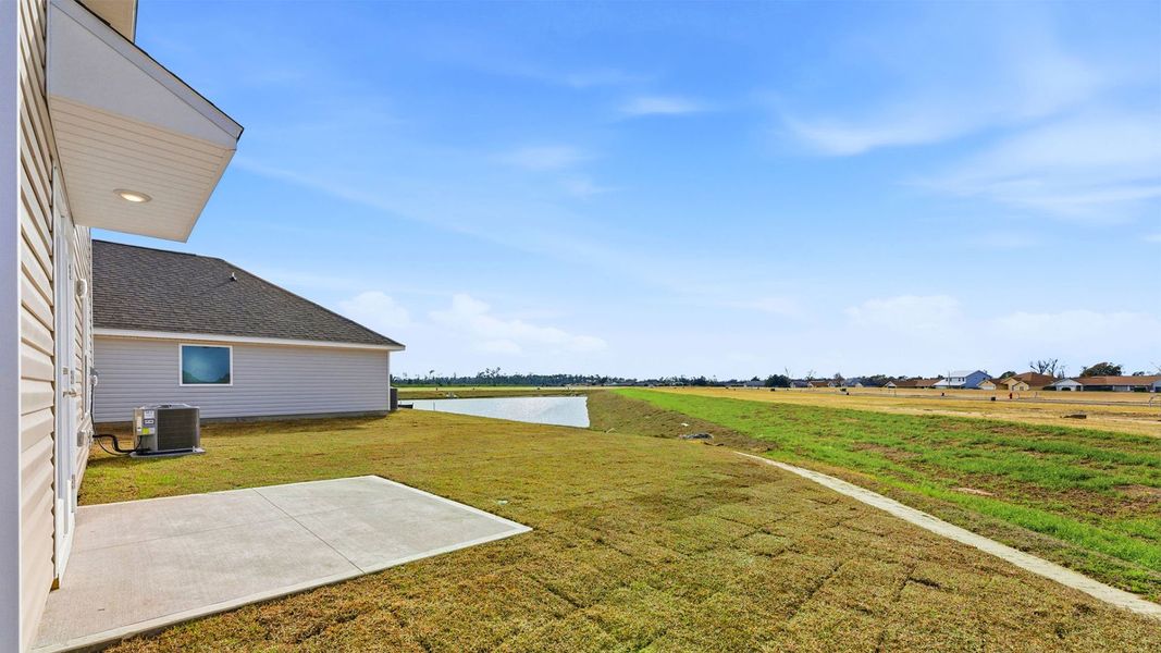 Exterior details and patio area of a home in Park Place, Panama City (Image 20).
