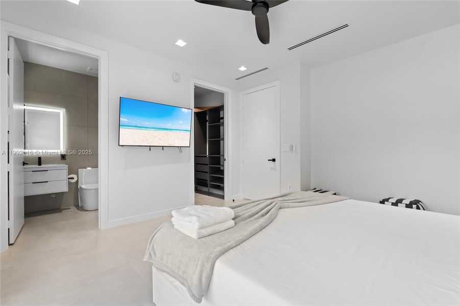 Furnished interior view inside a new home in , Miami (Image 30). Furnished interior view inside a new home in , Miami (Image 30).