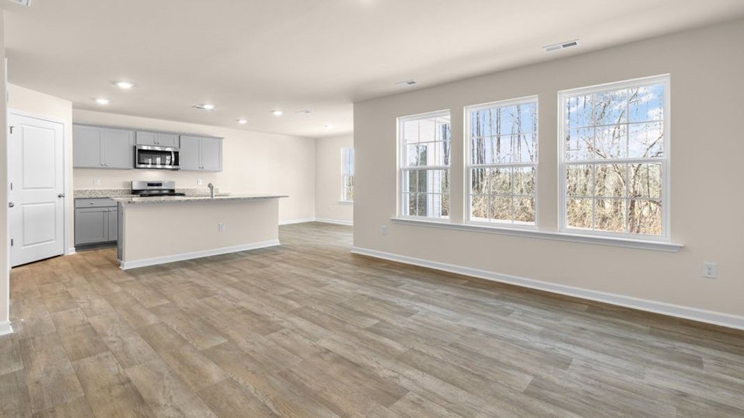 Spacious, unfurnished interior of a new home in Fishel Village, Winston-Salem (Image 12).