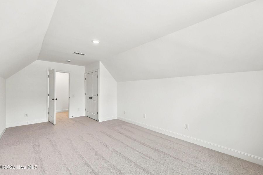 Spacious, unfurnished interior of a new home in Legacy Lakes, Aberdeen (Image 41).