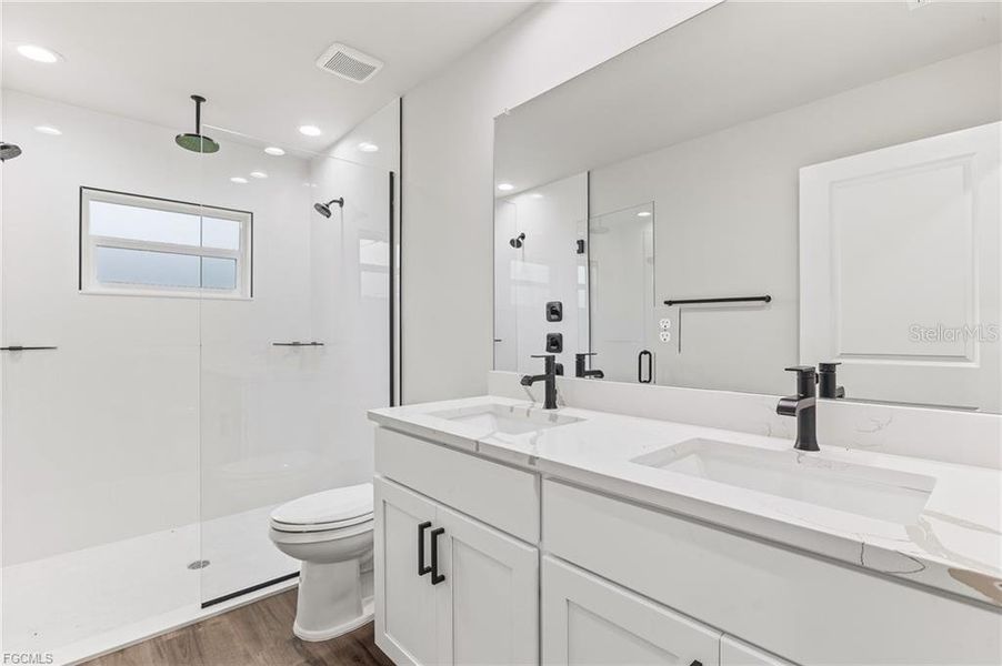 Furnished interior view inside a new home in , Punta Gorda (Image 12).