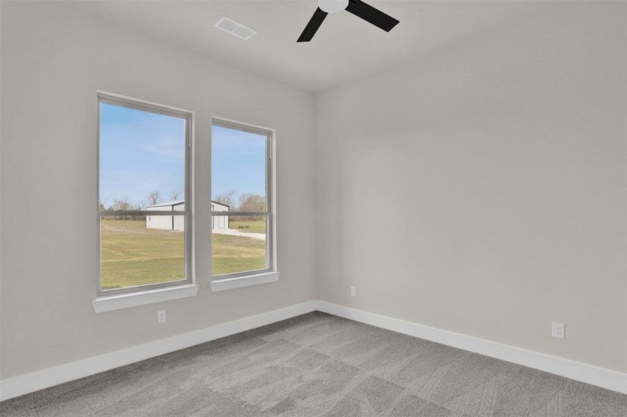 Spacious, unfurnished interior of a new home in , Celeste (Image 22).