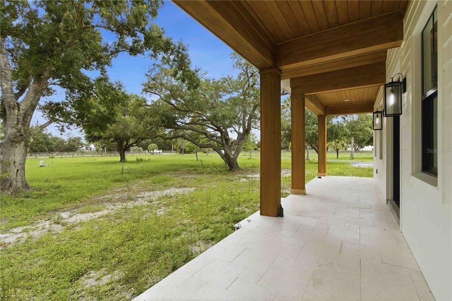 Exterior details and patio area of a home in , Sarasota (Image 10).