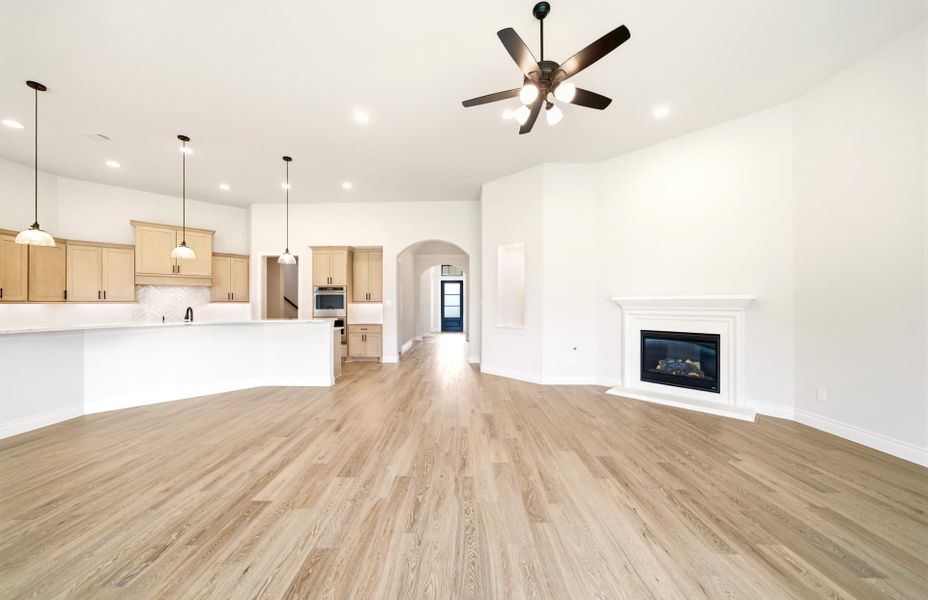 Spacious, unfurnished interior of a new home in Bridgeland 60′, Cypress (Image 36).