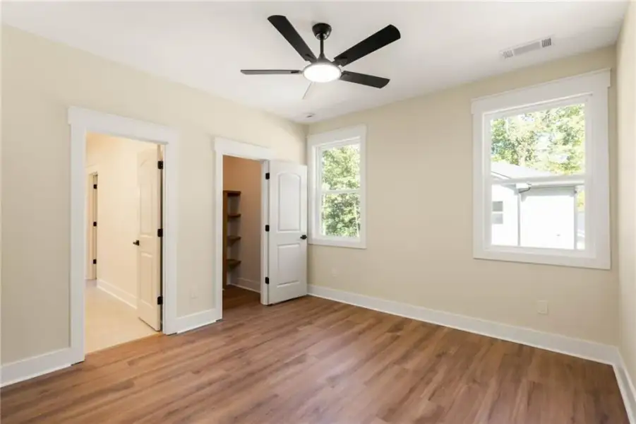 Spacious, unfurnished interior of a new home in , Snellville (Image 22).