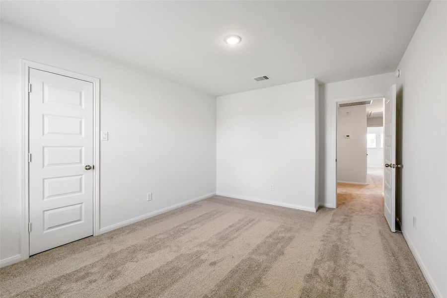 Spacious, unfurnished interior of a new home in Stone Creek Ranch, Hockley (Image 44). Spacious, unfurnished interior of a new home in Stone Creek Ranch, Hockley (Image 44).