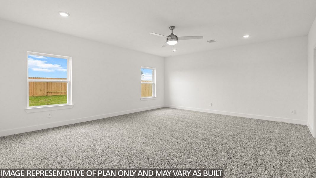 Spacious, unfurnished interior of a new home in Riverside Estates, Mont Belvieu (Image 16).