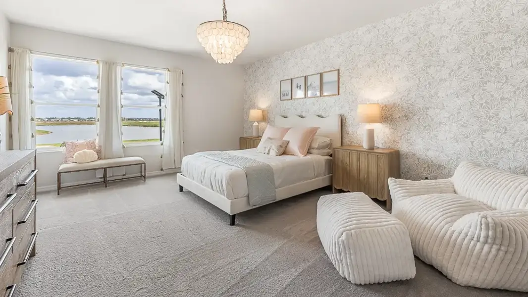 Furnished interior view inside a new home in Silverstone North, Palmetto (Image 16).