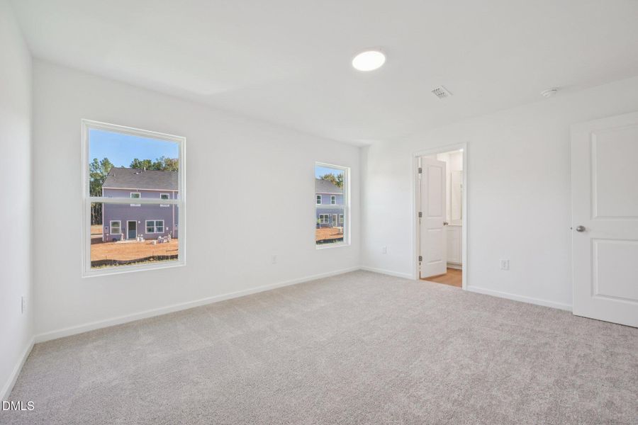 30-web-or-mls-Flagstone Way-S1010-030