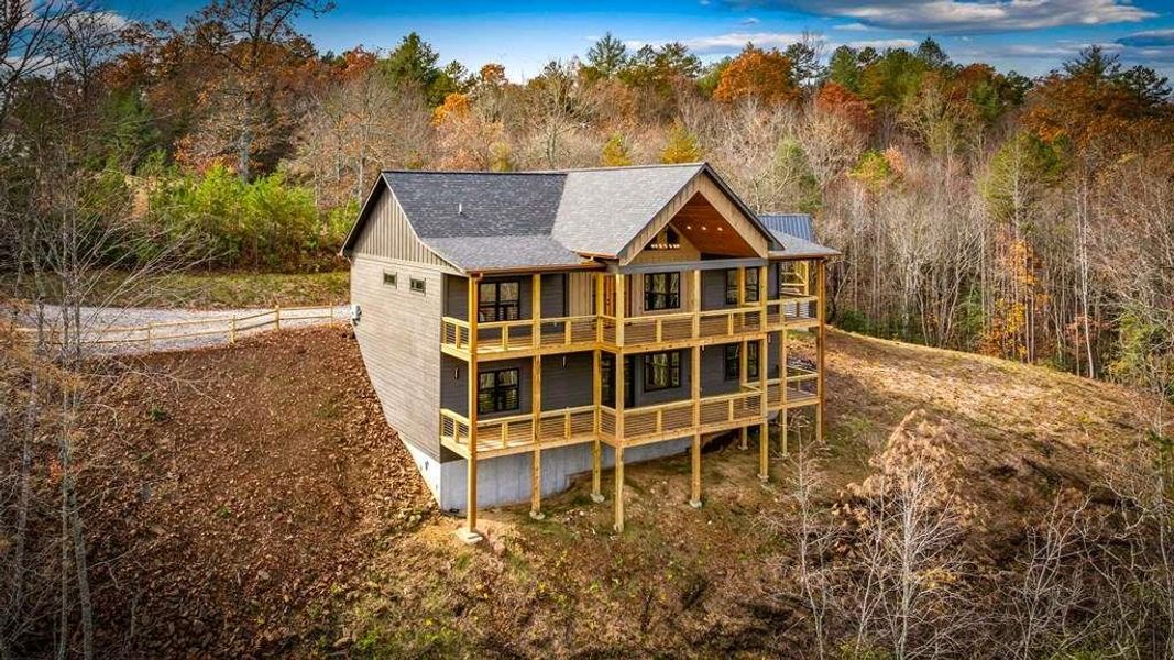 Exterior details and patio area of a home in , Mineral Bluff (Image 31).