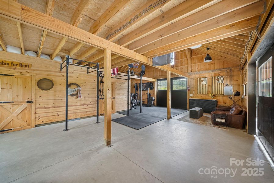 Image 43 of a home in .