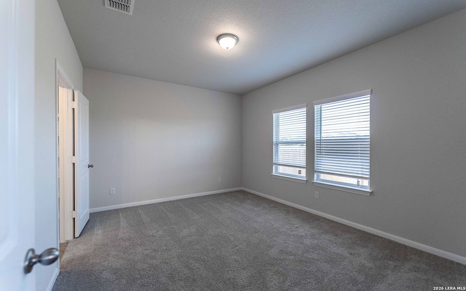 Spacious, unfurnished interior of a new home in Hickory Ridge, Elmendorf (Image 10). Spacious, unfurnished interior of a new home in Hickory Ridge, Elmendorf (Image 10).