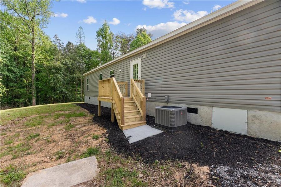 Exterior details and patio area of a home in , Resaca (Image 17).