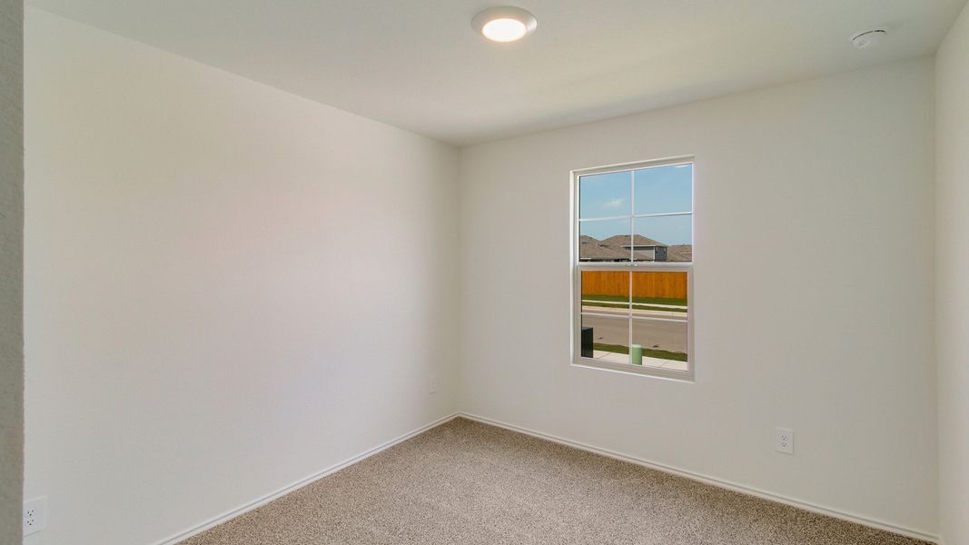 Representative unfurnished interior of a home built from the The Gaven by D.R. Horton in Wayside, Uhland (Image 16).