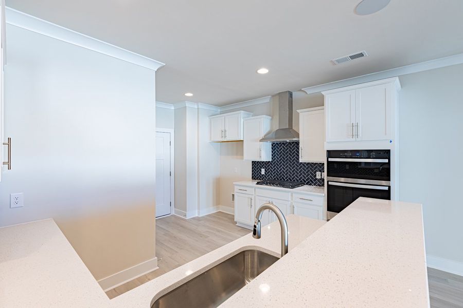 Representative furnished interior of a home built from the Barnard II by Great Southern Homes in Shady Grove, Conway (Image 8).
