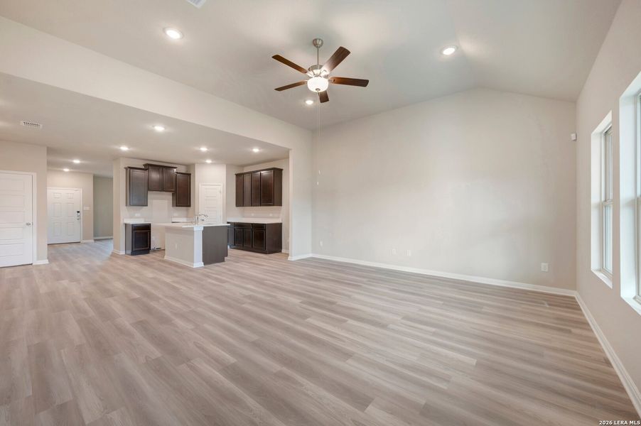 Spacious, unfurnished interior of a new home in Agave, San Antonio (Image 30). Spacious, unfurnished interior of a new home in Agave, San Antonio (Image 30).