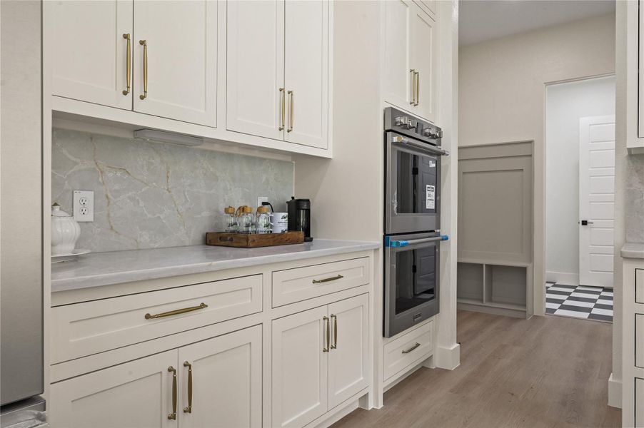 Furnished interior view inside a new home in , Conroe (Image 19). Furnished interior view inside a new home in , Conroe (Image 19).